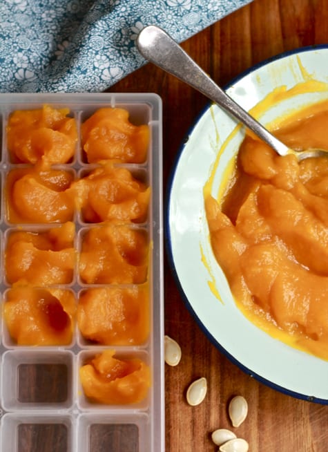 Homemade Pumpkin Puree / The Clever Carrot