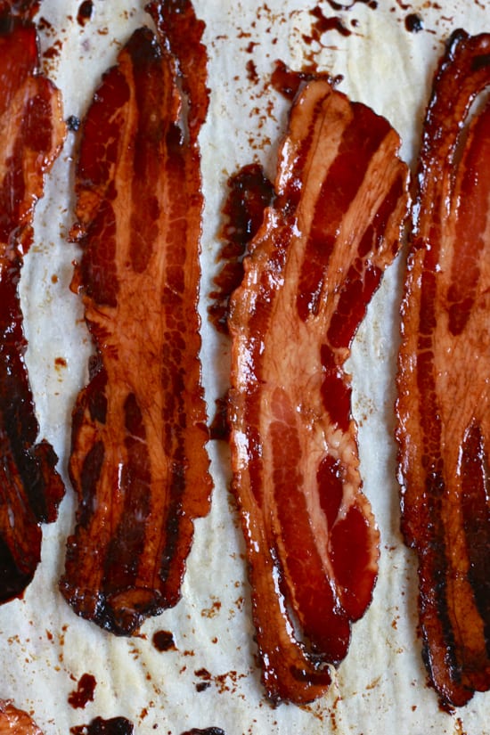 Maple-Candied Bacon | theclevercarrot.com