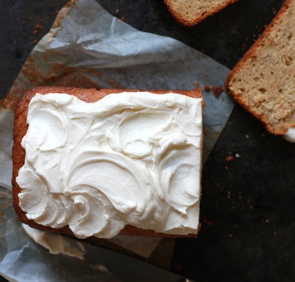 Banana Bread with Greek Yogurt Frosting | theclevercarrot.com
