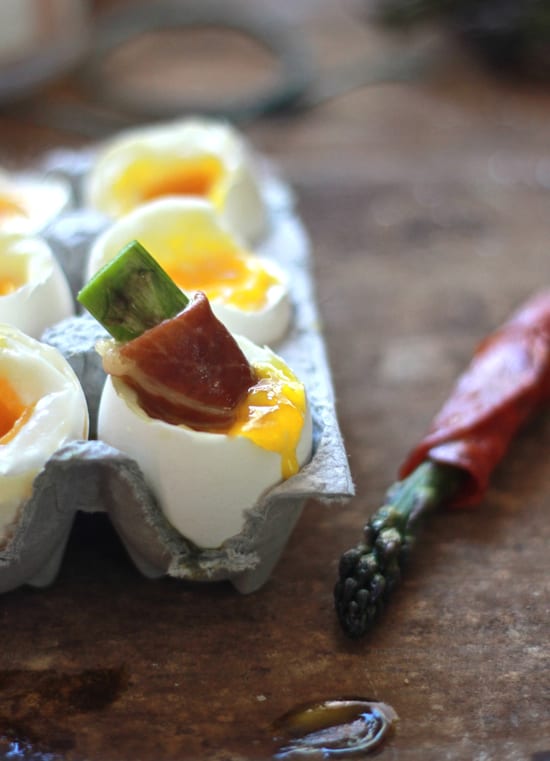 soft-boiled eggs with asparagus soldiers | The Clever Carrot