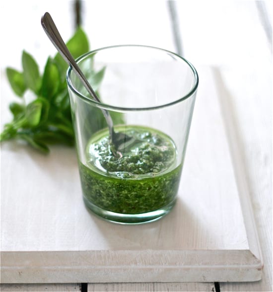 fresh basil pesto | The Clever Carrot