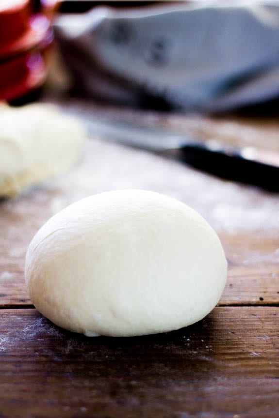 Round shaped bread dough | theclevercarrot.com