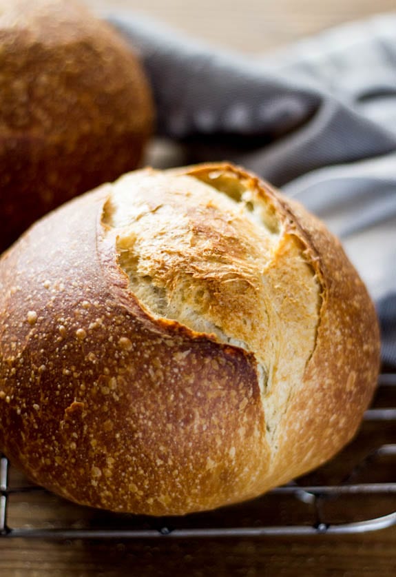sourdough bread: a beginner's guide | theclevercarrot.com