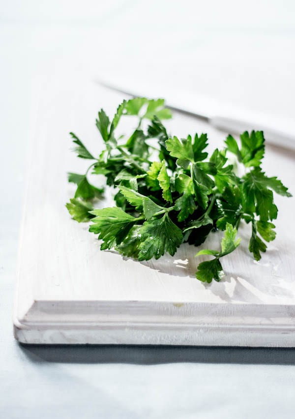 how to revive wilted herbs | The Clever Carrot