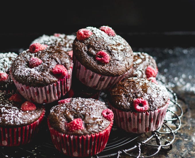 chocolate chunk raspberry spelt muffins | The Clever Carrot