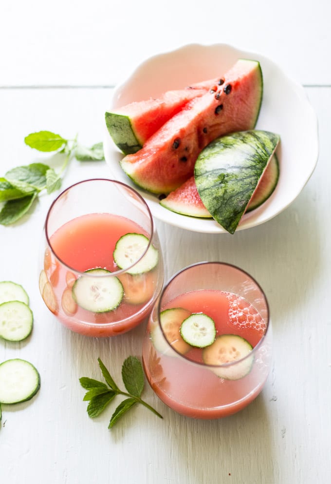 sparkling watermelon + cucumber refresher | theclevercarrot.com