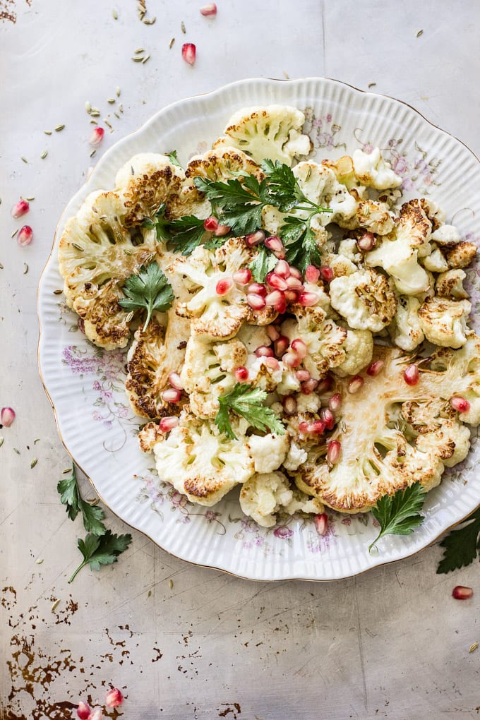 caramelized cauliflower with pan toasted fennel | theclevercarrot.com