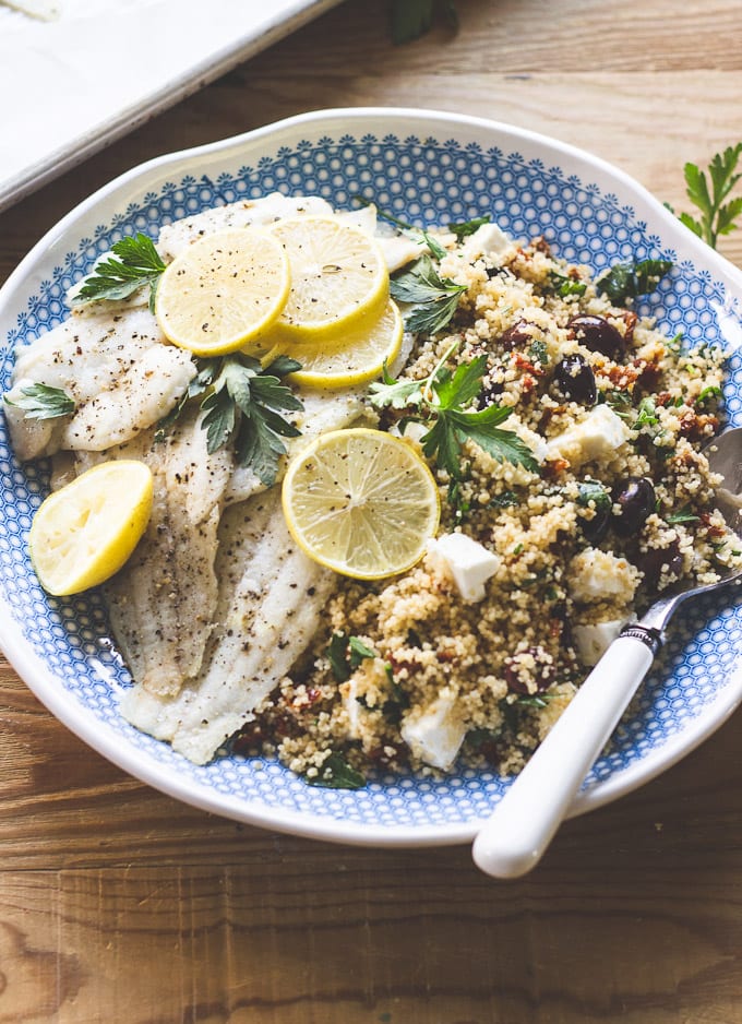 15-minute meals: baked dover sole with whole grain mediterranean couscous | theclevercarrot.com