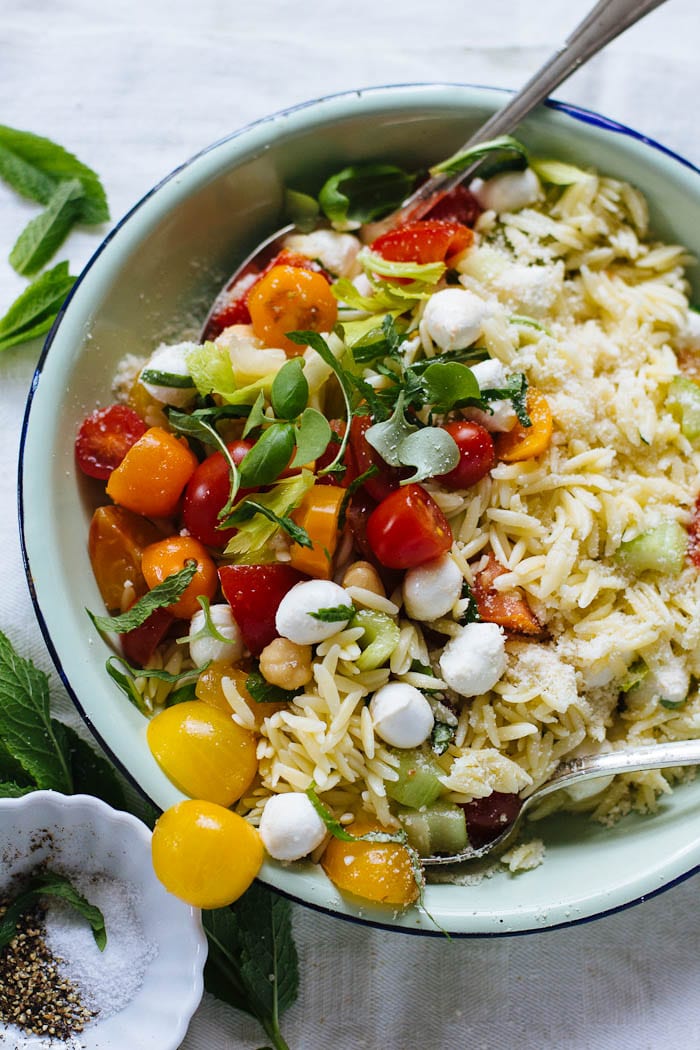 orzo picnic salad | theclevercarrot.com
