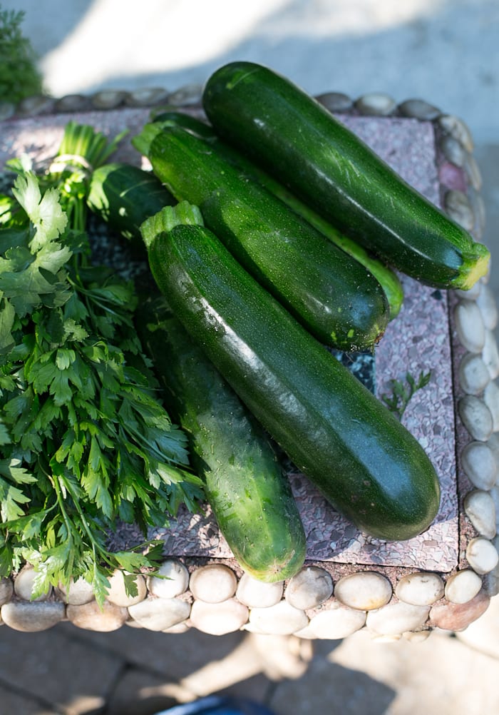 fresh zucchini | theclevercarrot.com