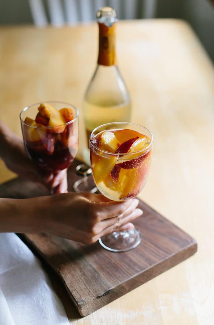 peaches in wine glasses, 2 ways | theclevercarrot.com
