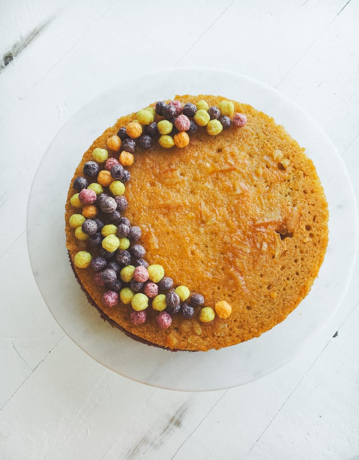 Trix cereal cake | theclevercarrot.com