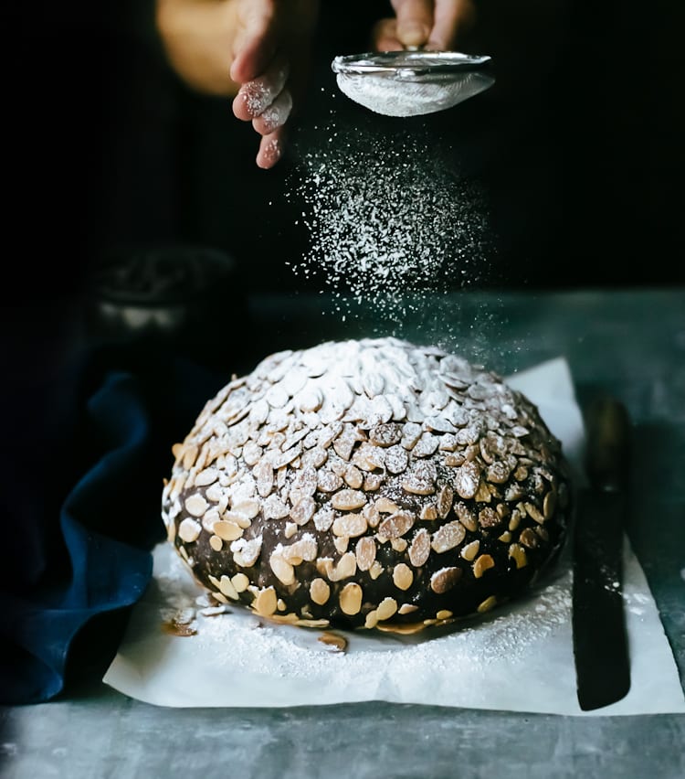 Chocolate Peanut Butter Chip Sourdough | theclevercarrot.com