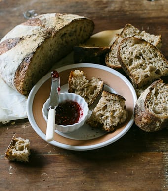 Golden Flax + Spelt Sourdough | theclevercarrot.com