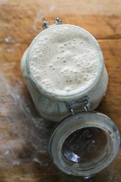 Beginner Sourdough Starter Recipe | theclevercarrot.com