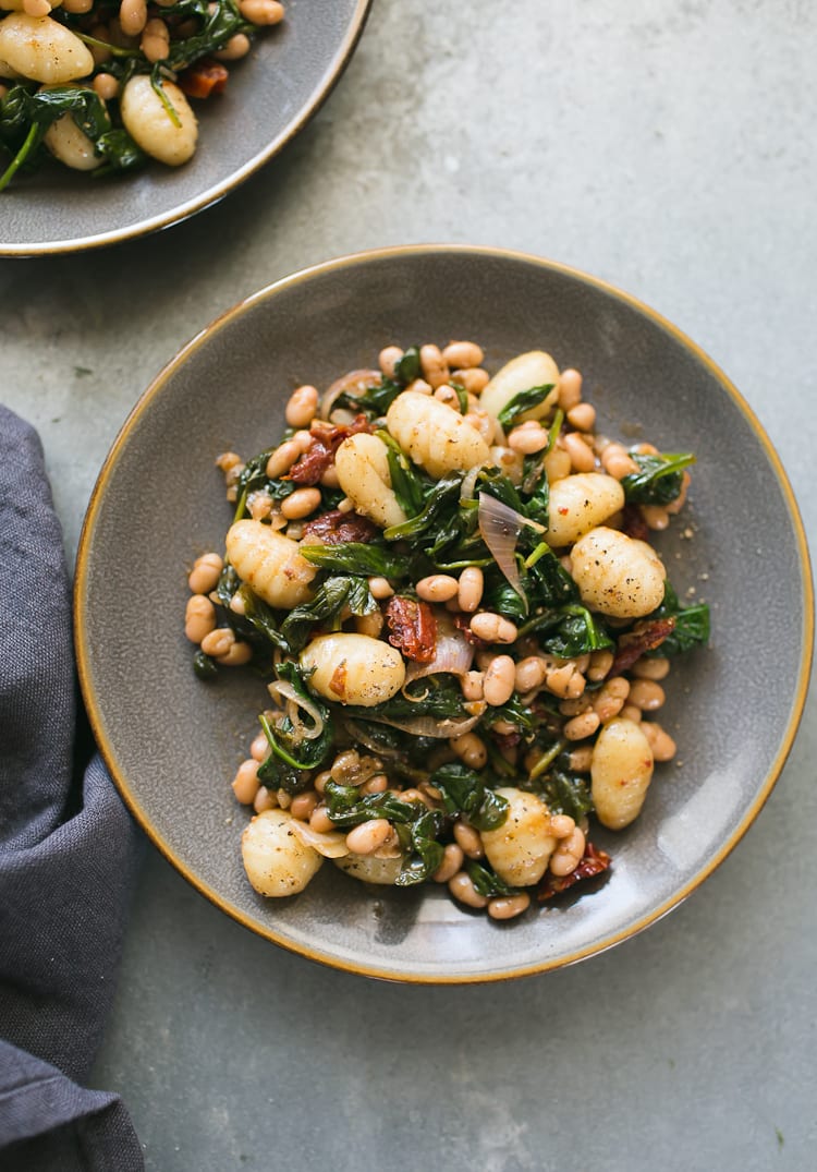 Spinach and Gnocchi with White Beans from Power Plates + a Giveaway| theclevercarrot.com