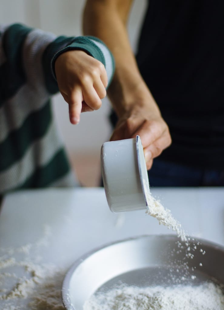 Measuring cup with flour