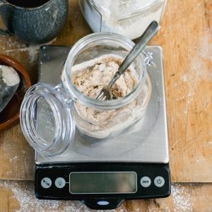 Digital Kitchen Scale | theclevercarrot.com