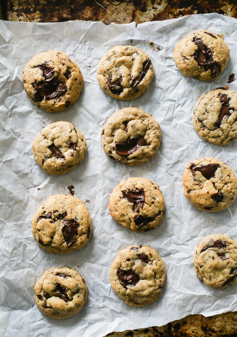 Soft Chocolate Chip Cookies on a Sheet Pan | theclevercarrot.com