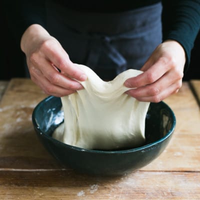 How to Stretch and Fold Sourdough