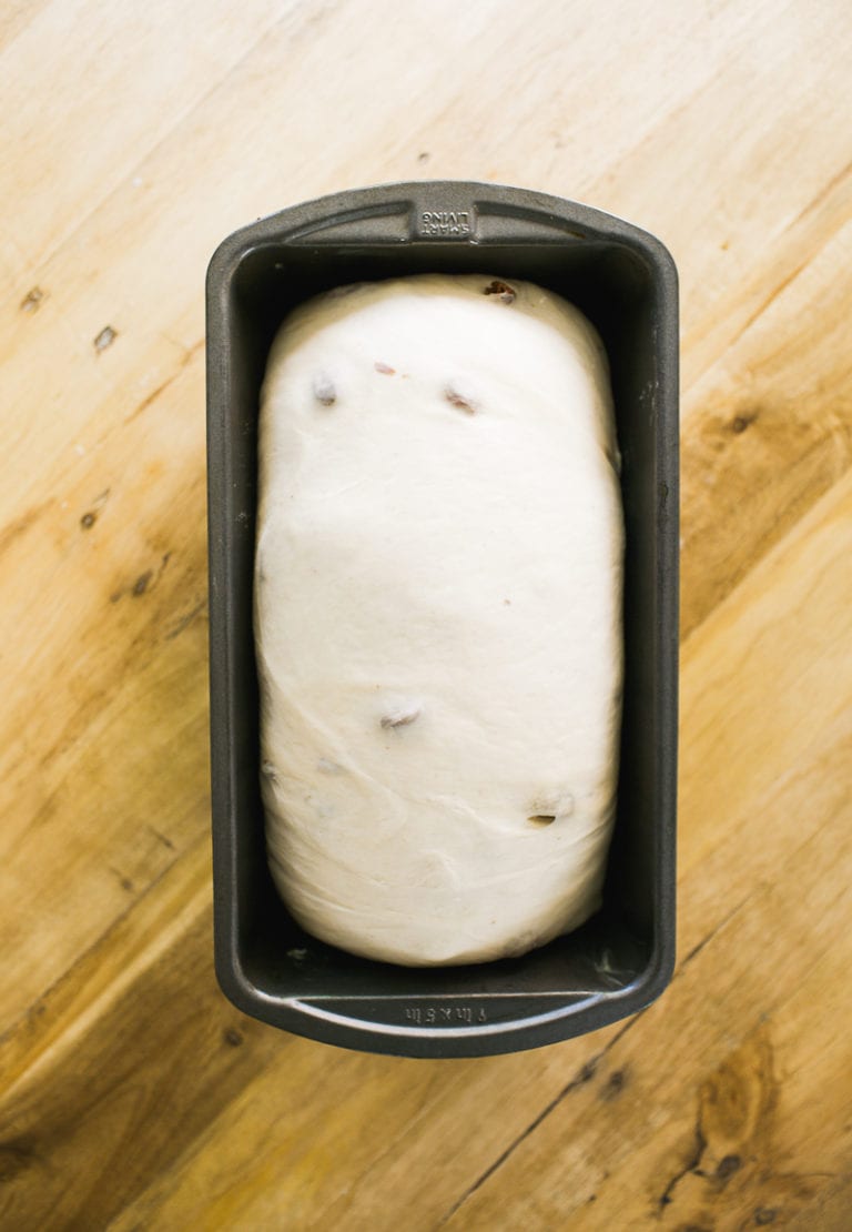 Sourdough Cinnamon Raisin Bread {with vanillasoaked raisins!} The