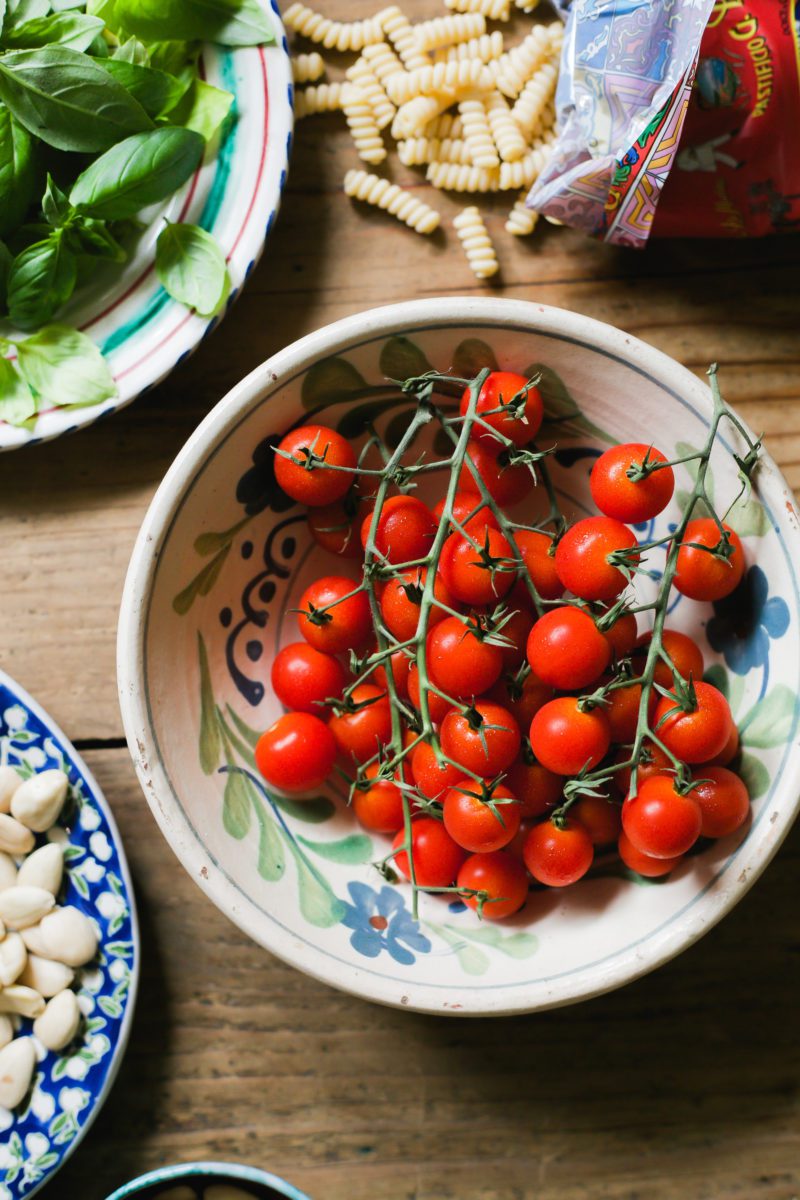 Pesto alla Trapanese (Sicilian pesto) ingredients: cherry tomatoes, fresh basil, pasta and skinless almonds