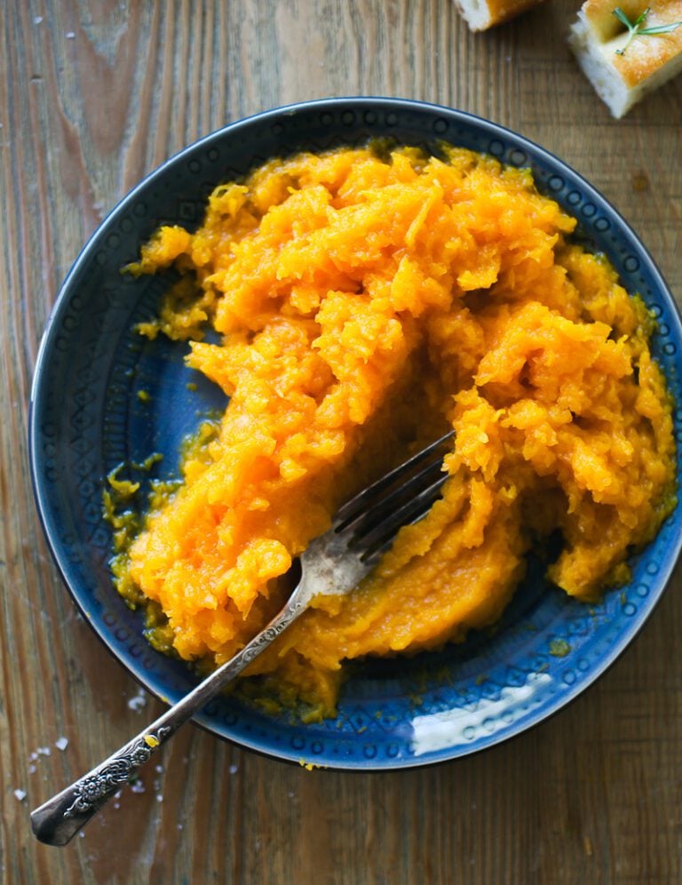 30Minute Butternut Squash Soup {Sweet & Creamy!} The Clever Carrot