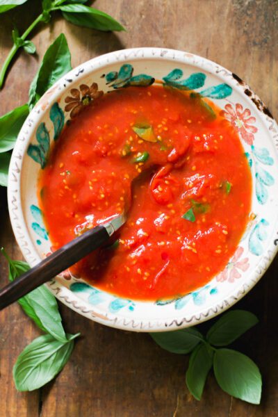 Quick no cook pizza sauce in a bowl