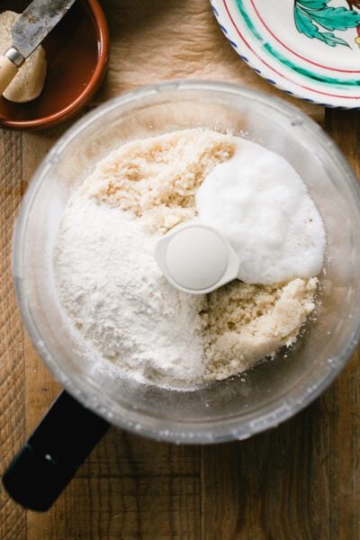 Pignoli cookie dough