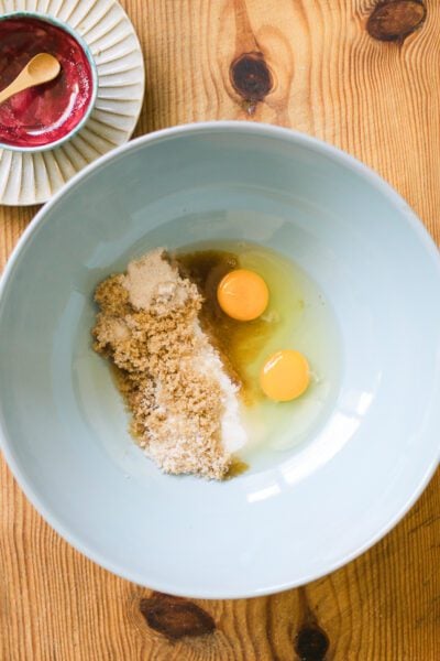 Sugar, brown sugar, eggs, vanilla extract and salt in a bowl