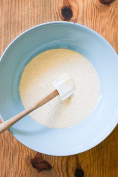 Whisked sugar, brown sugar, eggs, vanilla extract and salt in a bowl