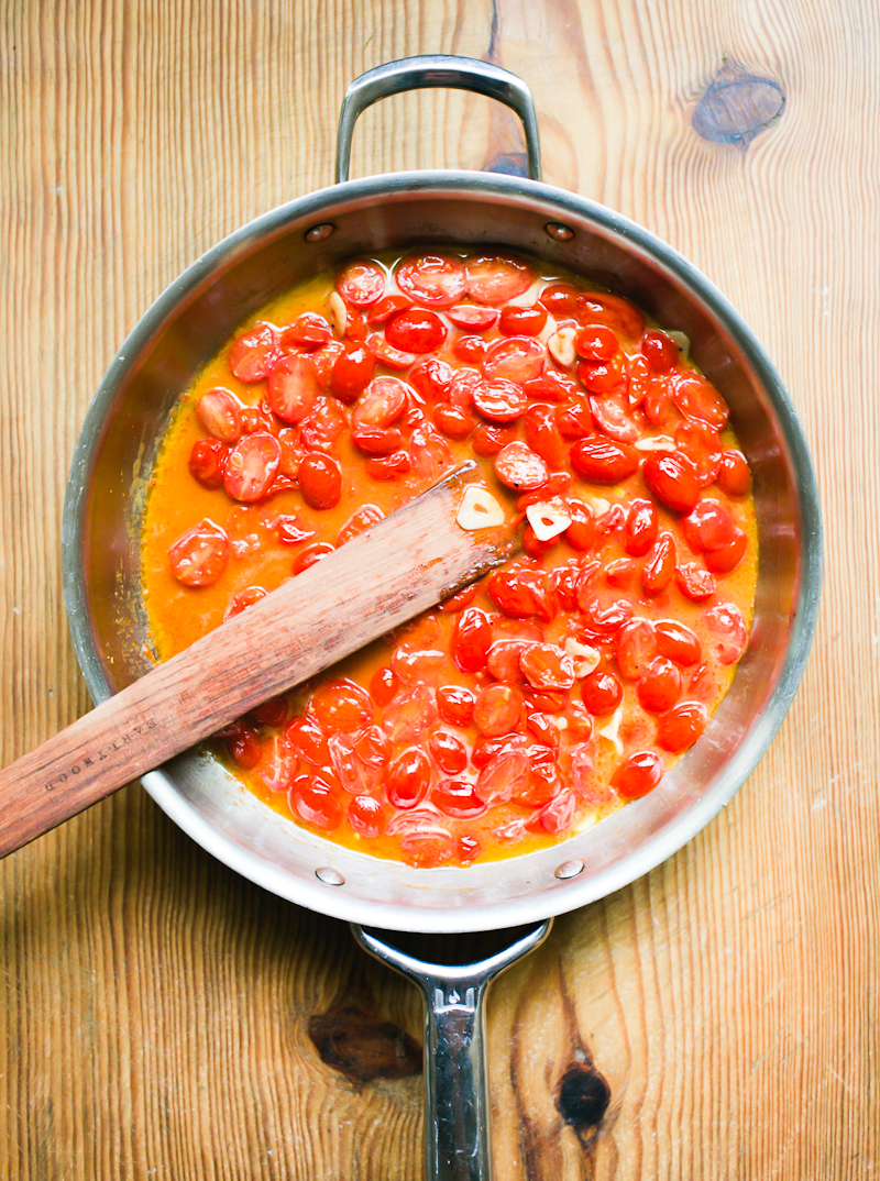 Cooked cherry tomato sauce
